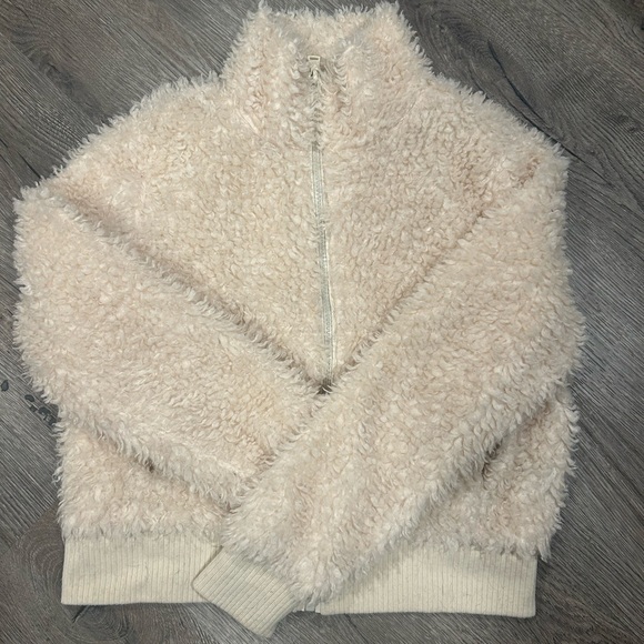 , Teddy Coat - Picture 1 of 3